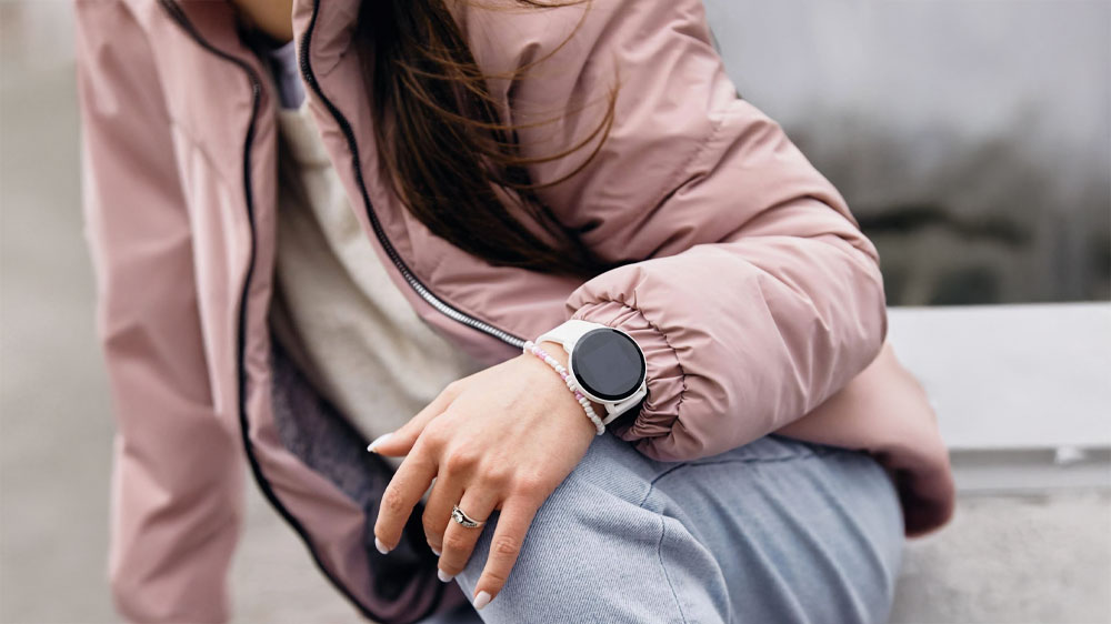 Chytré hodinky Canyon Lollypop SW-63 Pink na zápěstí ženy_03