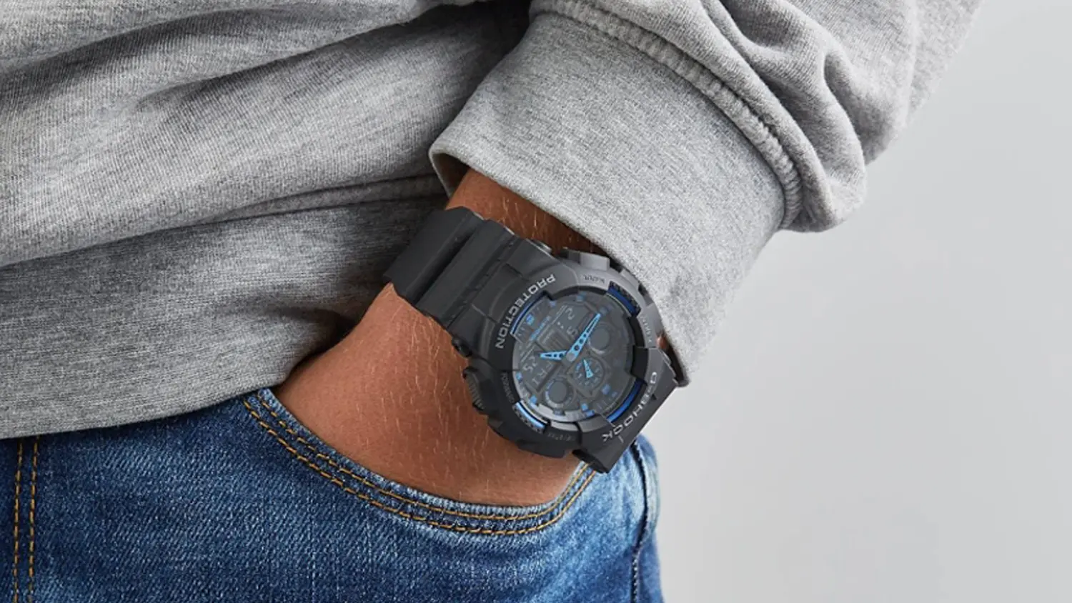 N&aacute;ramkov&eacute; hodinky Casio G-SHOCK GA-100-1A2ER na z&aacute;p&auml;st&iacute;