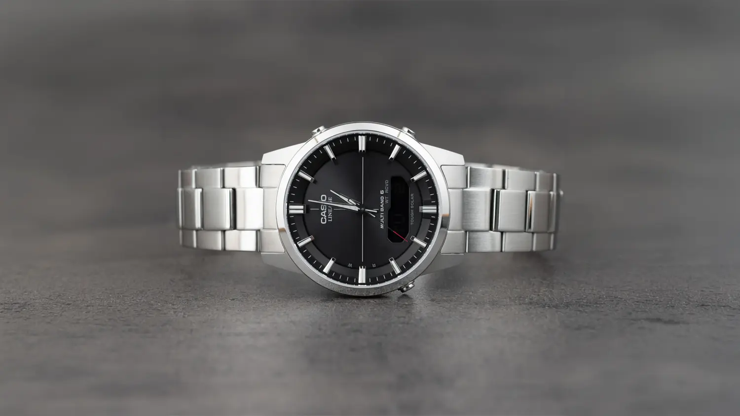 Hodinky Casio LINEAGE LCW-M170D-1AER detail cifern&iacute;ku