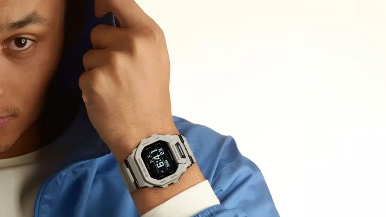 P&aacute;nsk&eacute; hodinky Casio GBD-200UU-9ER G-SHOCK na ruce