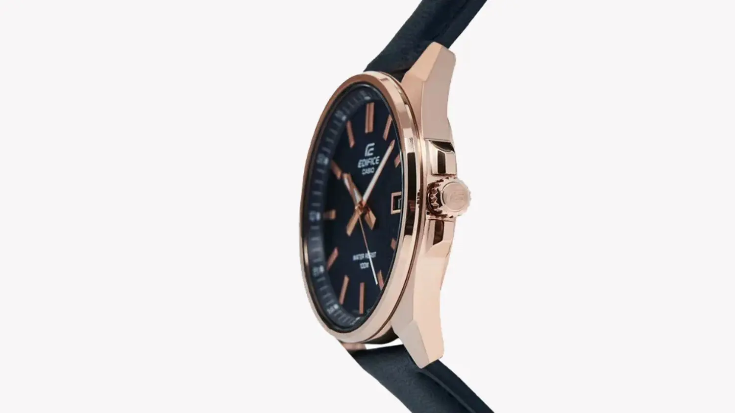 Pohled z boku na hodinky Casio EFV-150CL-2AVUEF