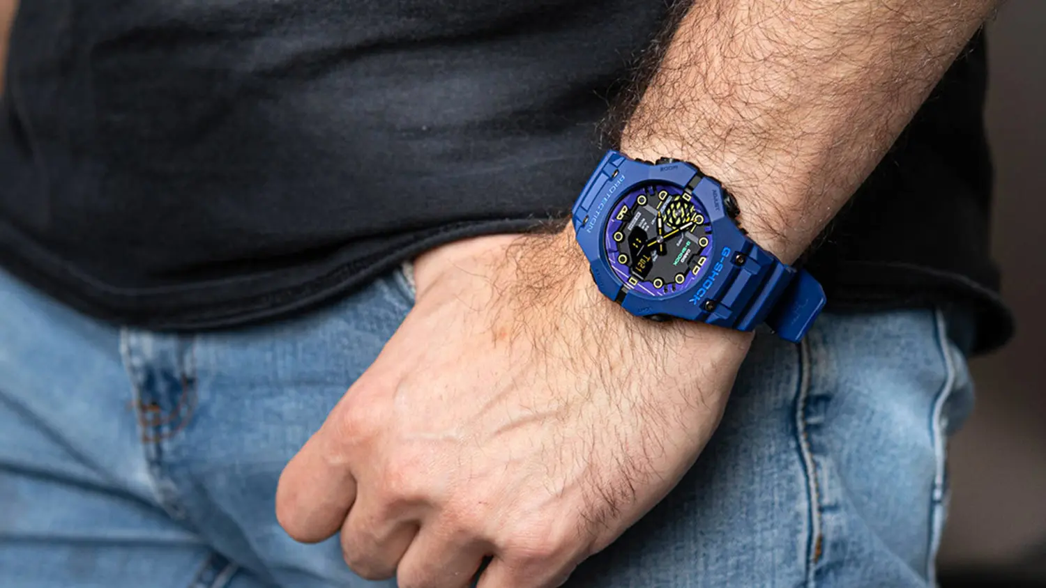 N&aacute;ramkov&eacute; hodinky Casio G-Shock GA-B001CBR-2AER na z&aacute;pěst&iacute;