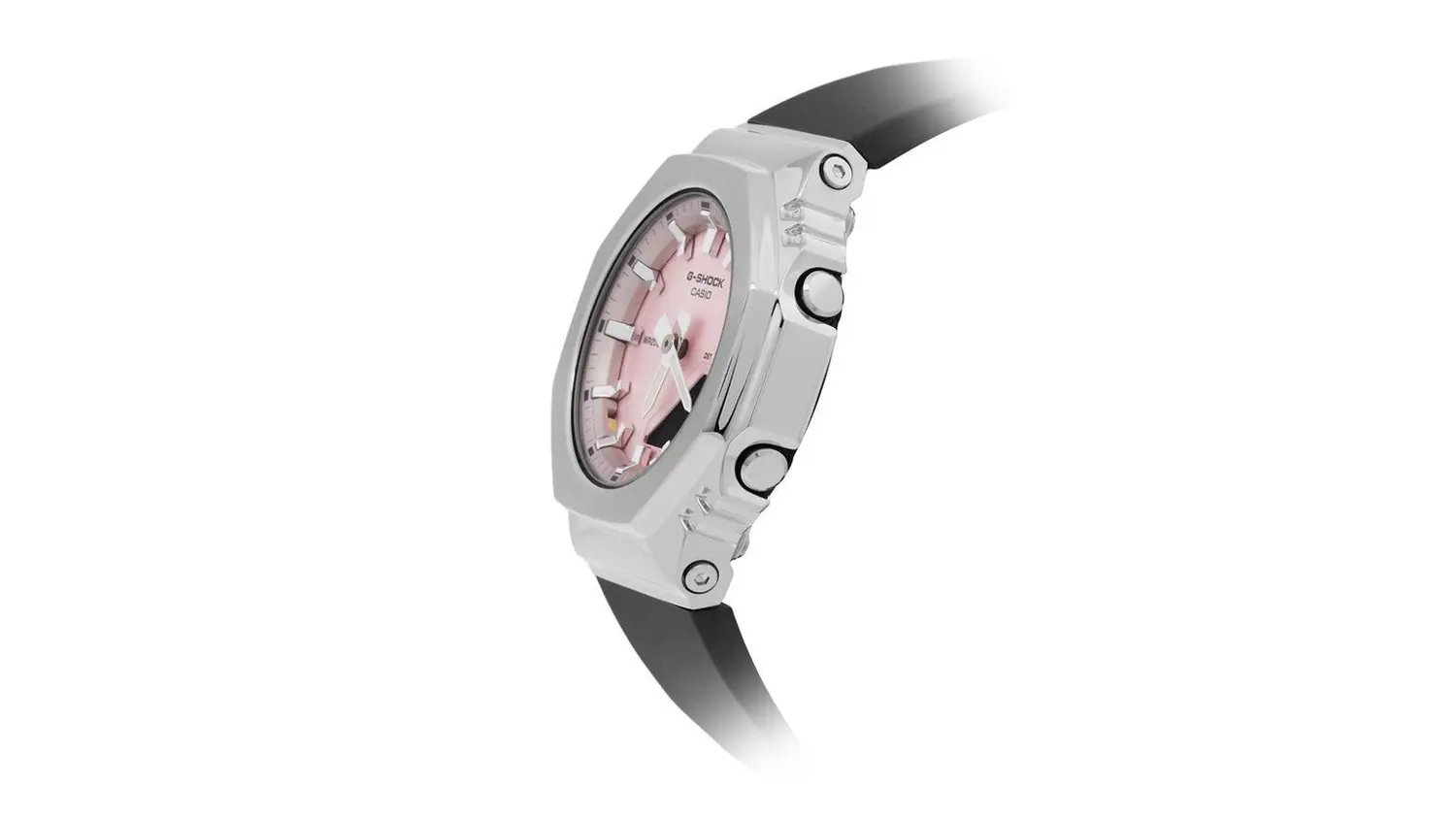 Hodinky Casio GM-S2110 na stole