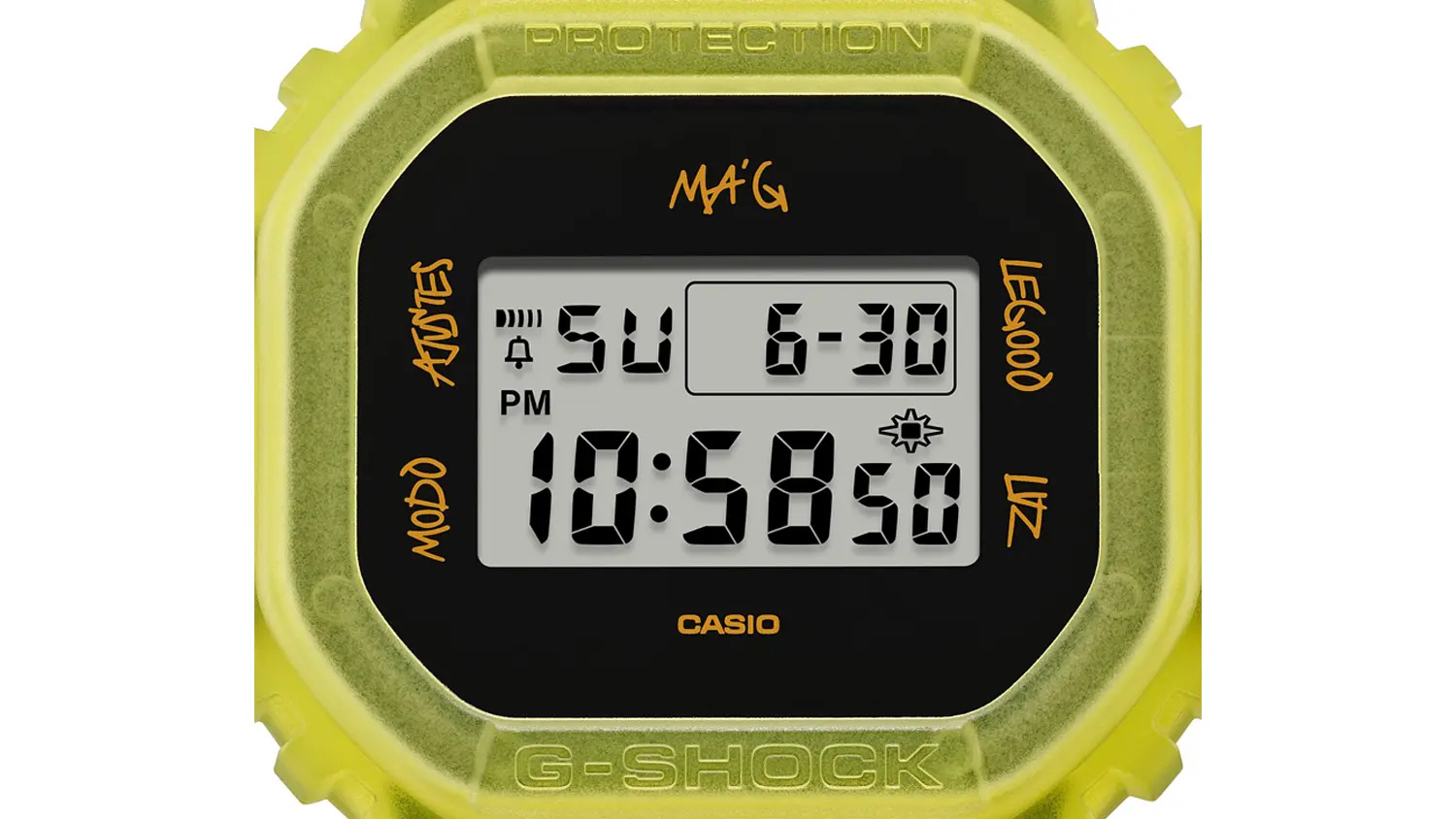 Detail na ciferník hodiniek Casio G-SHOCK DWE-5600JB-1A9ER