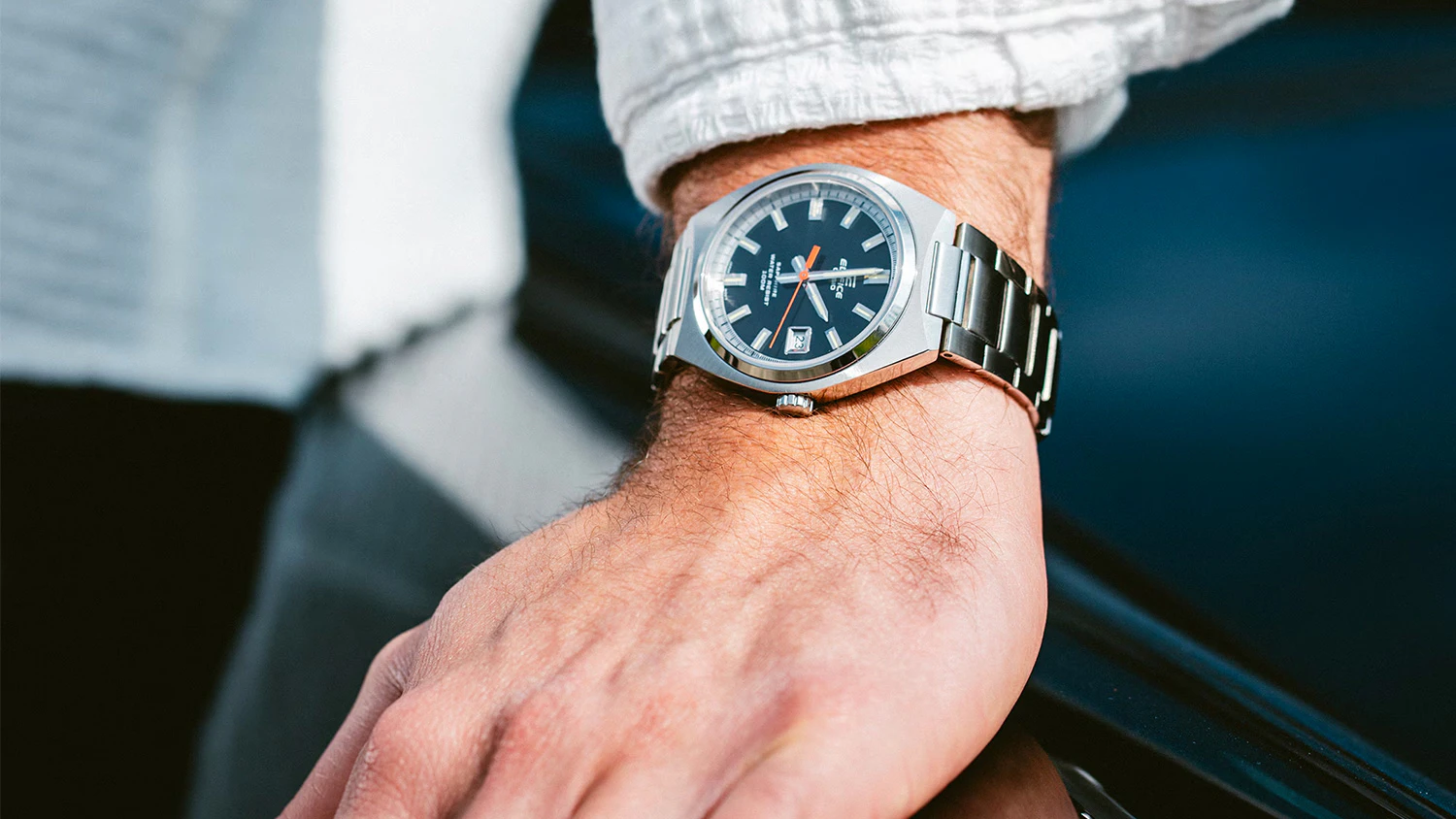 Ruka s hodinkami Casio EFB-109D-1AVEF