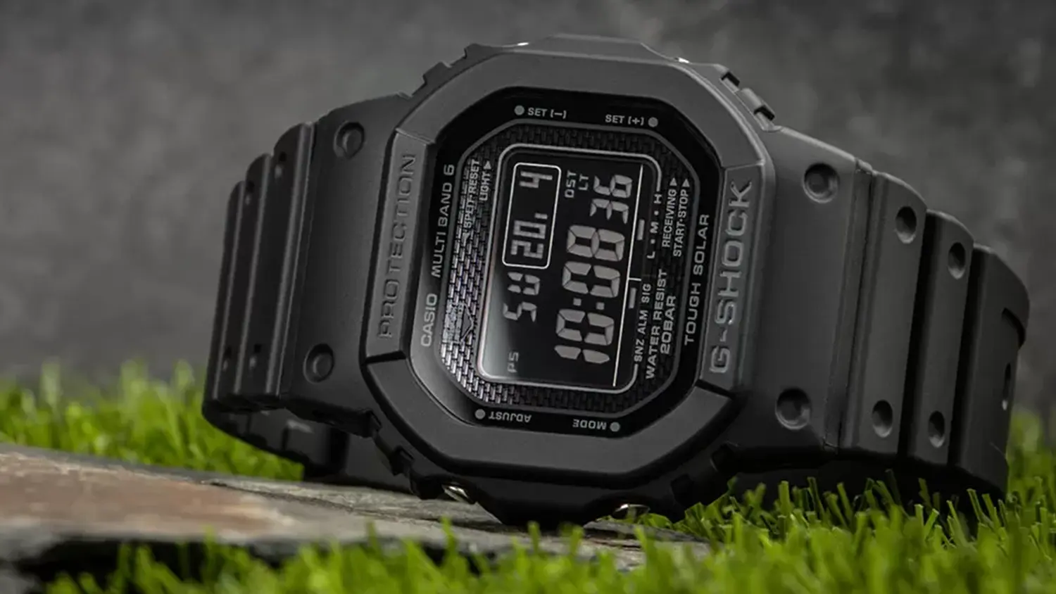 P&aacute;nske n&aacute;ramkov&eacute; hodinky Casio GW-5000HS-1ER G-SHOCK &ndash; pohľad z profilu
