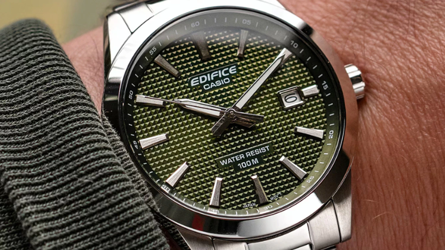N&aacute;ramkov&eacute; hodinky Casio EFV-160D-3AVUEF na z&aacute;p&auml;st&iacute;