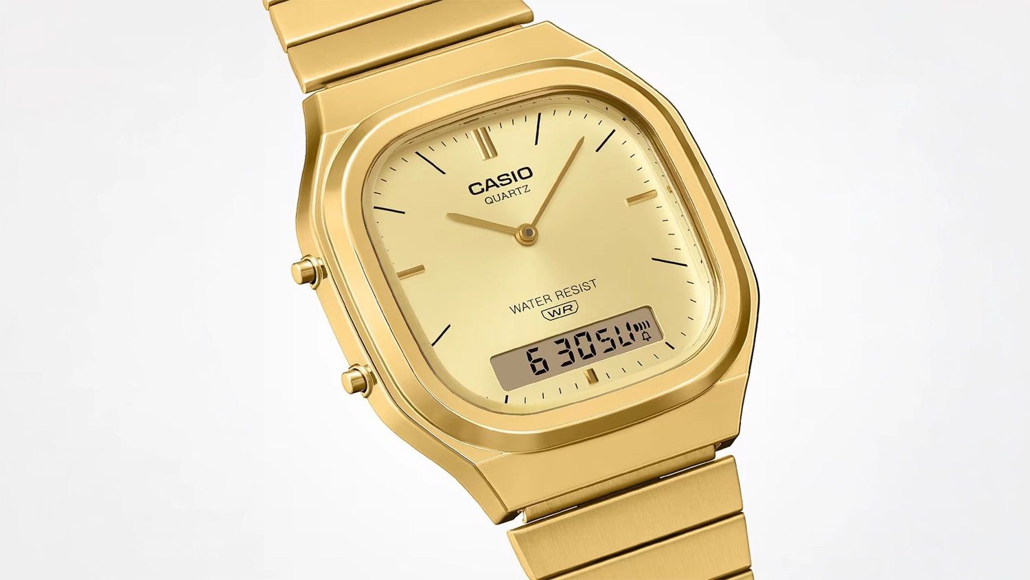Bližší pohled na ciferník hodinek Casio AQ-240EG-9AEF Vintage
