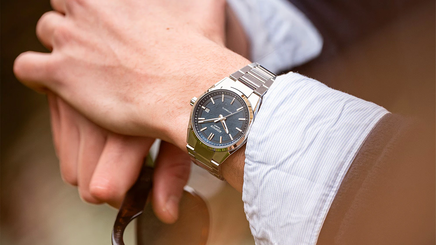 Ruka s hodinkami Casio EFK-110D-2AER