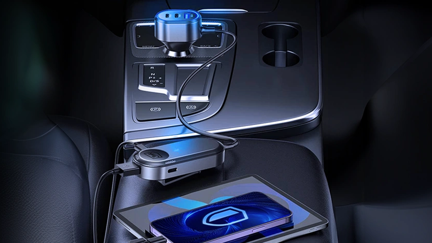 Nabíječka do auta 3MK Double Car Charger PD 135W zapojená v autě