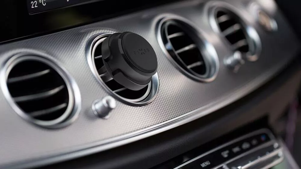 Drž&aacute;k Fixed Icon Air Vent ve větr&aacute;ku auta_02