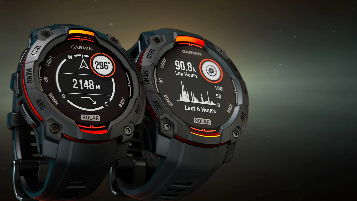 Dvoje smart hodinky Garmin Instinct 3 s různými displeji