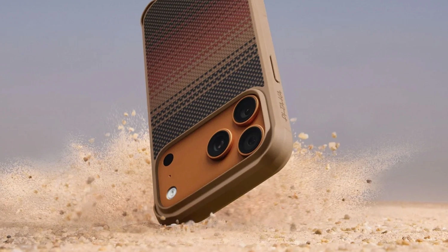 Kryt na mobil Pitaka Aramid ProGuard Case Sunset při pádu