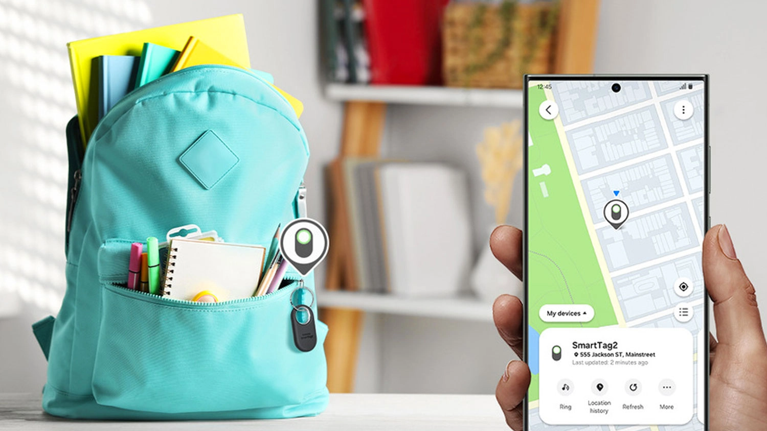 Samsung SmartTag2 připnutý na batohu