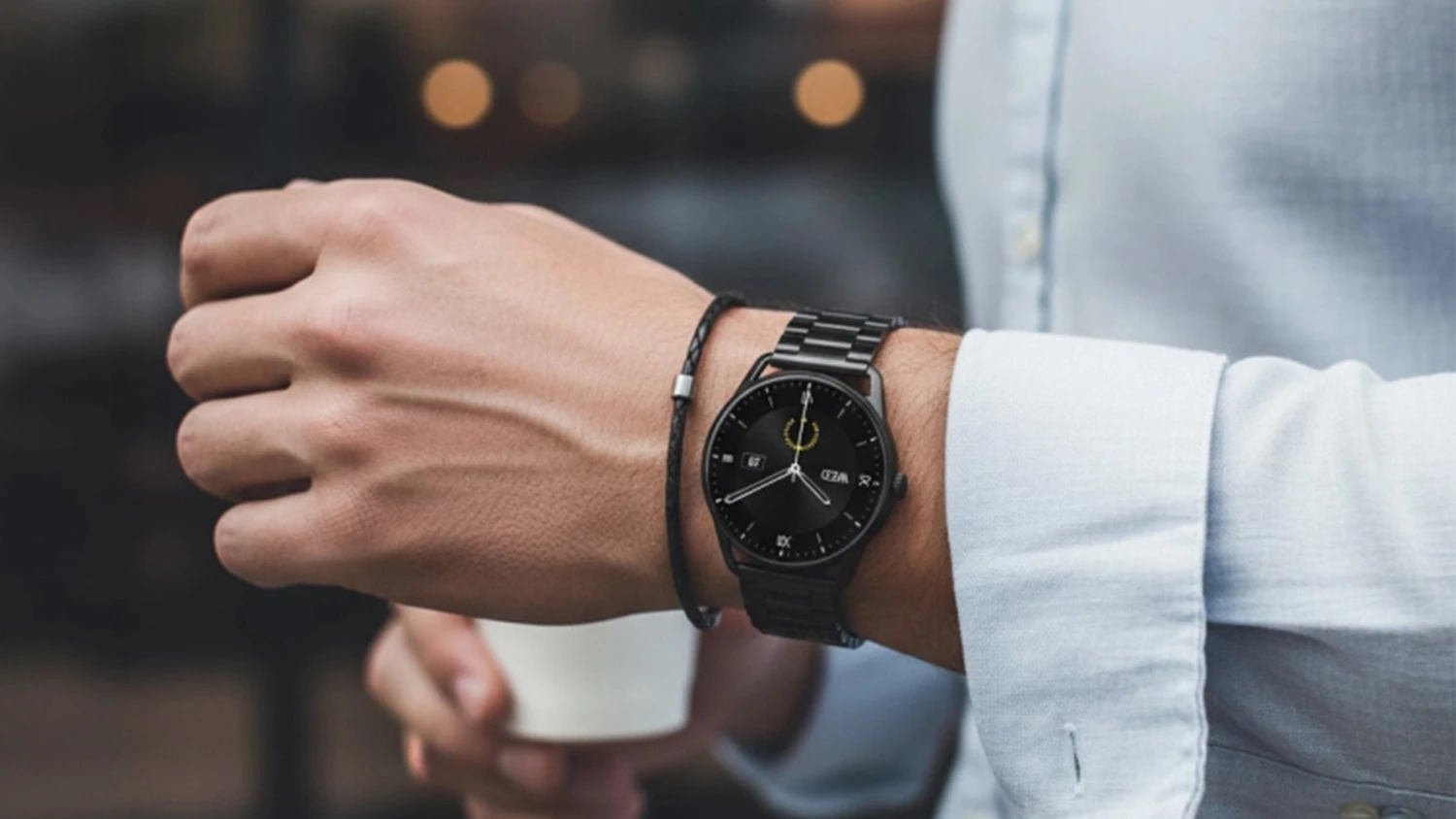 Chytré hodinky Aligator Watch AMOLED Pro na mužské ruce