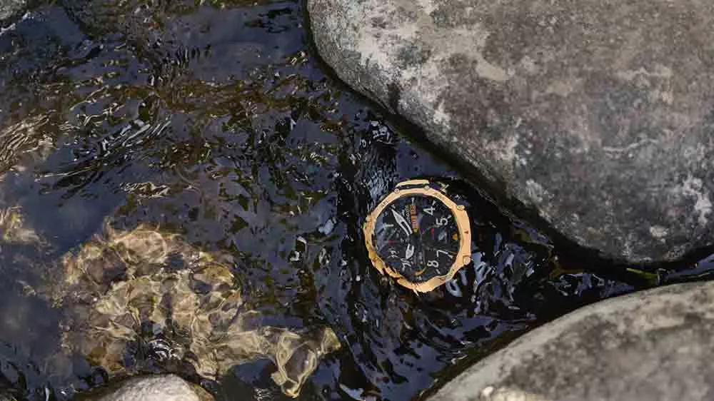 Hodinky Amazfit T-Rex 3 Pro vo vode_02