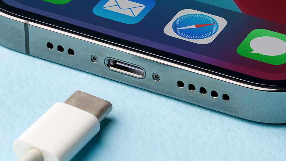 Nabíjení iPhonu s konektorem USB-C_02