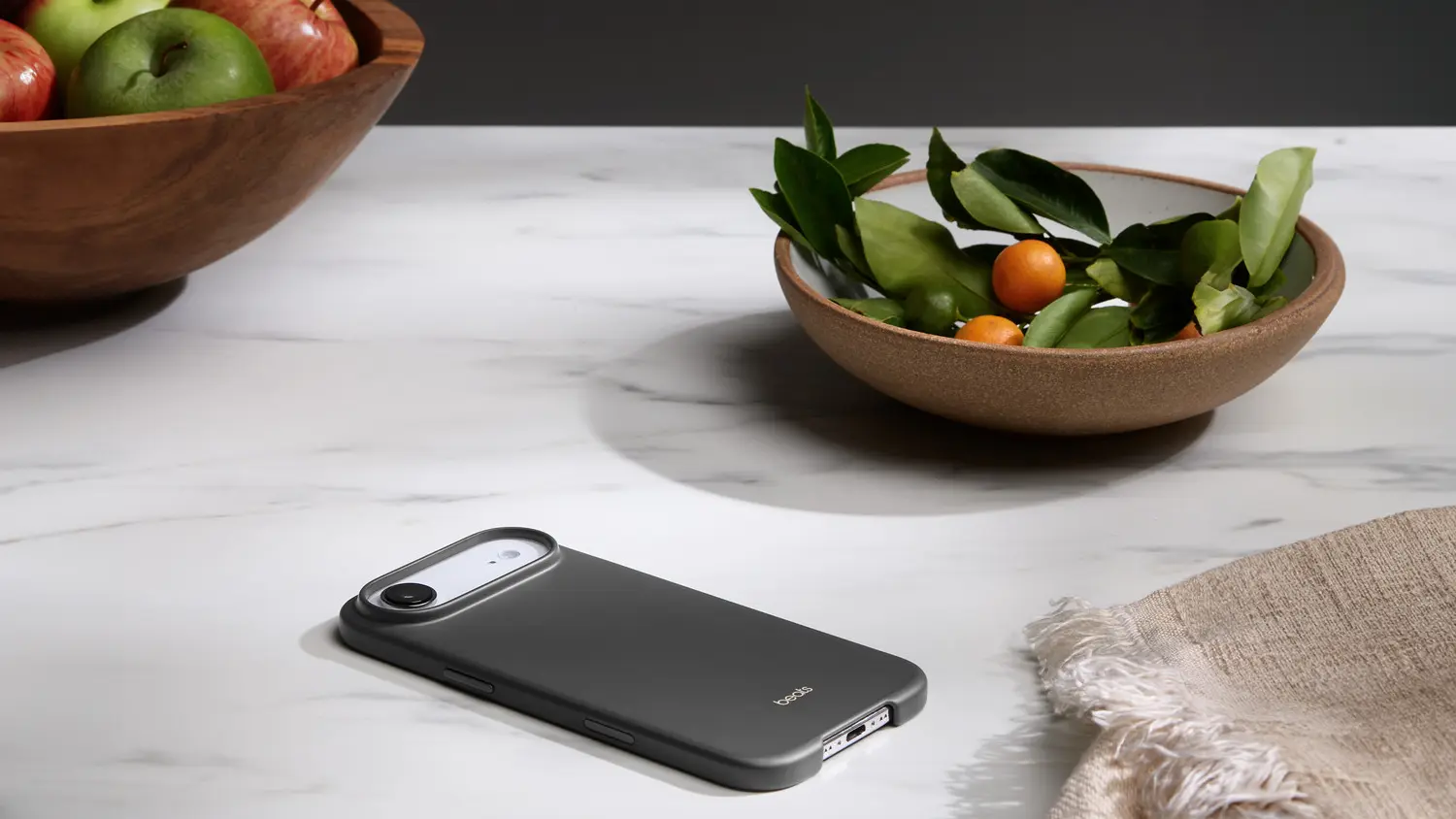 Telefon v krytu Beats iPhone Air Case MS na lince_02