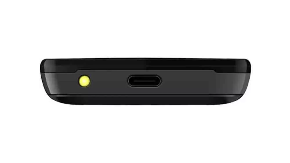 Zapnutá svítilna u telefonu Evolveo EasyPhone ID Black