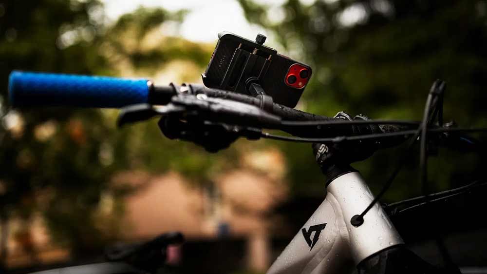 Hlin&iacute;kov&yacute; drž&aacute;k BIKEE ALU 2 FIXED na ř&iacute;d&iacute;tk&aacute;ch_03