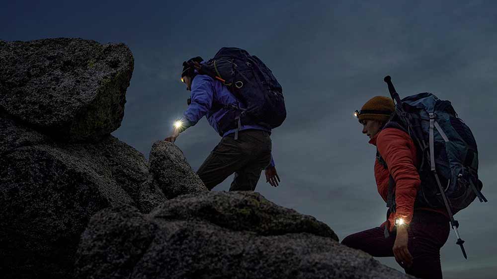 Chytré hodinky FENIX 7 PRO SOLAR Gray/Black Band svítilna_5