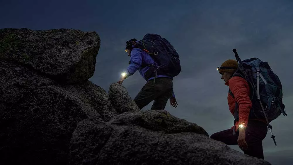 Vestavěná LED svítilna Garmin Fenix 7X Pro Solar