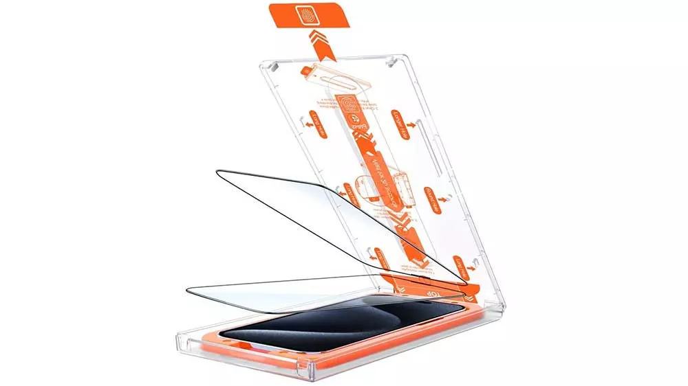 Ochranné sklo iPhone 15 Mobile Origin Orange perfektně sedne na displej_02