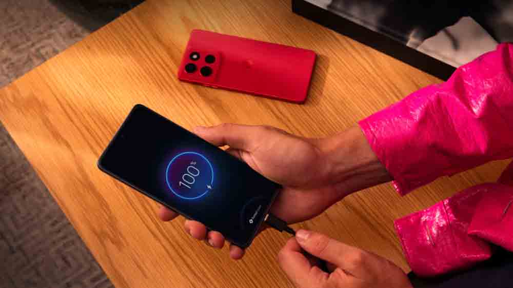 Mobilní telefon MOTOROLA Moto G86 Power 5G 12256GB