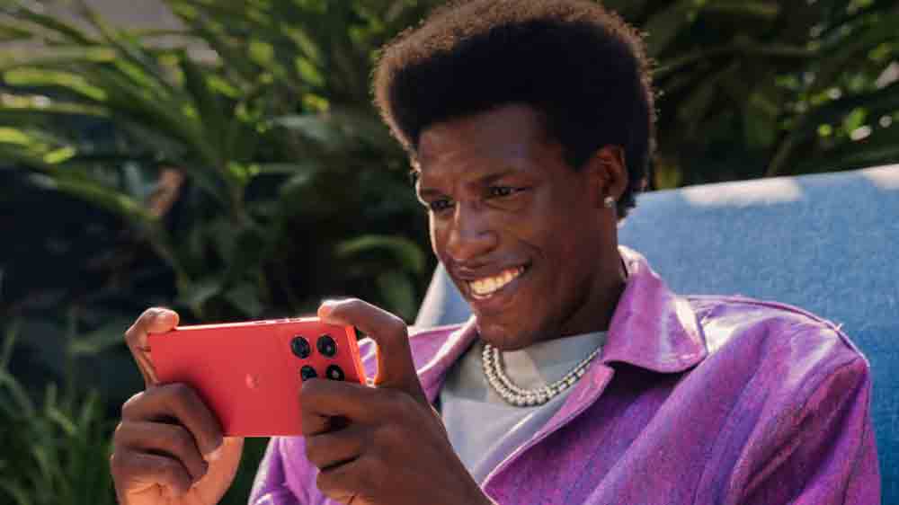 Mobilní telefon MOTOROLA Moto G86 Power 5G 12256GB