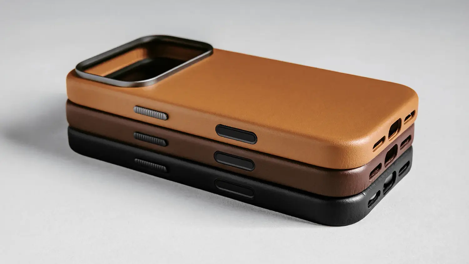 Kryt Nomad Traditional Leather Case ve třech barevných provedeních