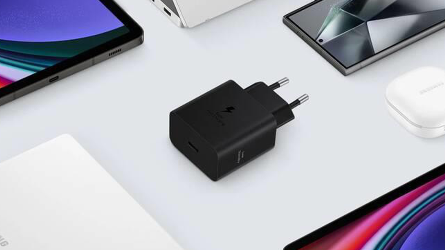 Sieťová nabíjačka Samsung 60 W medzi kompatibilnými zariadeniami