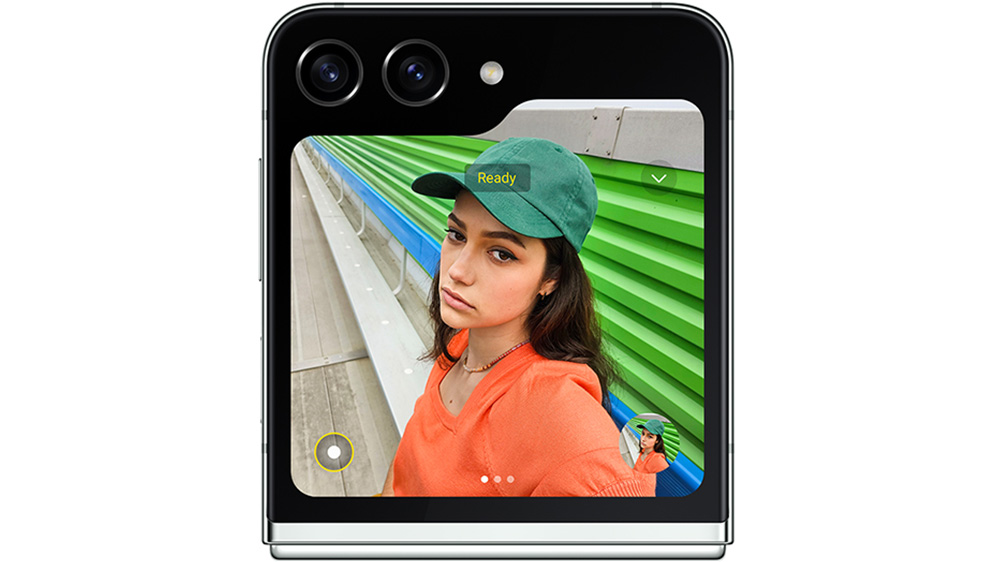 Smartphone Samsung Galaxy Z Flip5 SM-F731 – hands-free fotografie s režimem flex