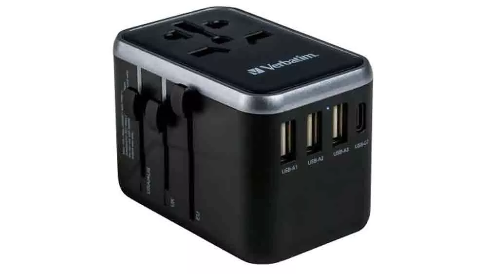 Cestovní adaptér Verbatim UTA-04 6v1 PD 61W Black_01