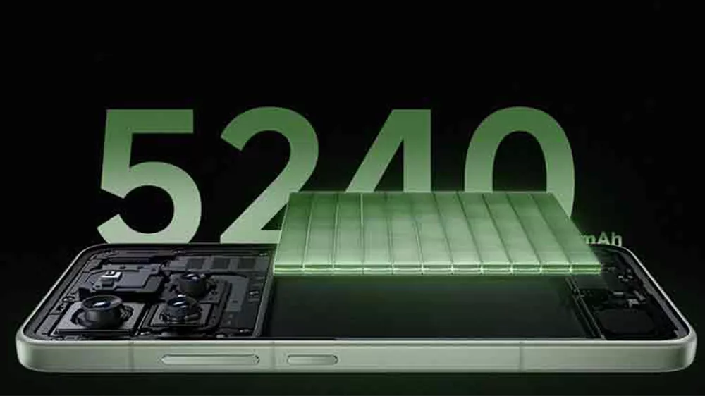 Fotka s detailem na baterii telefonu_4