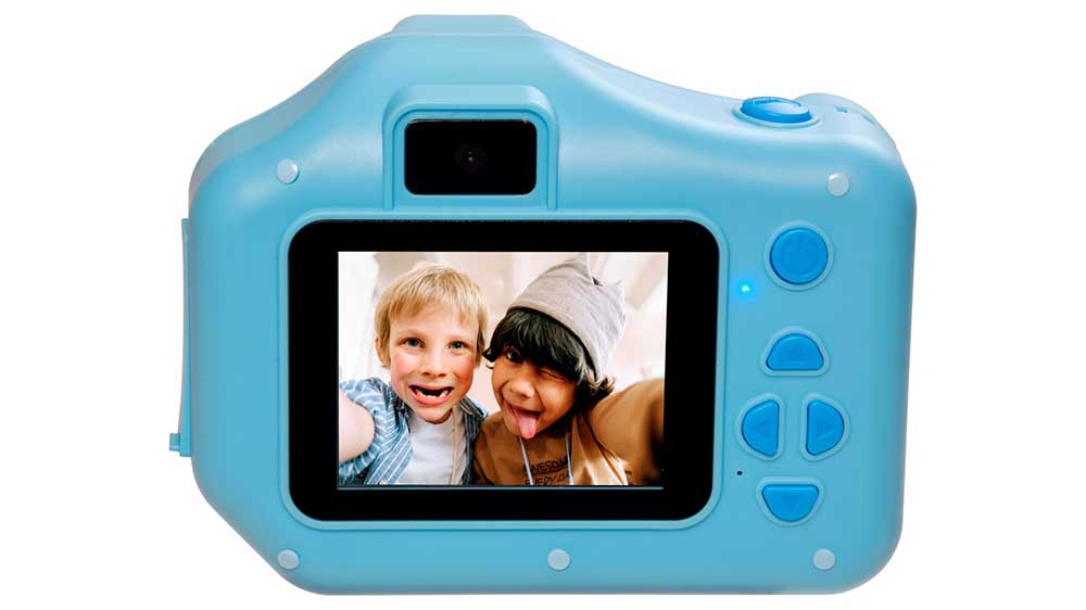 Dva chlapci na LCD displeji digitálního dětského fotoaparátu s tiskárnou Denver KPC-1370BU_02