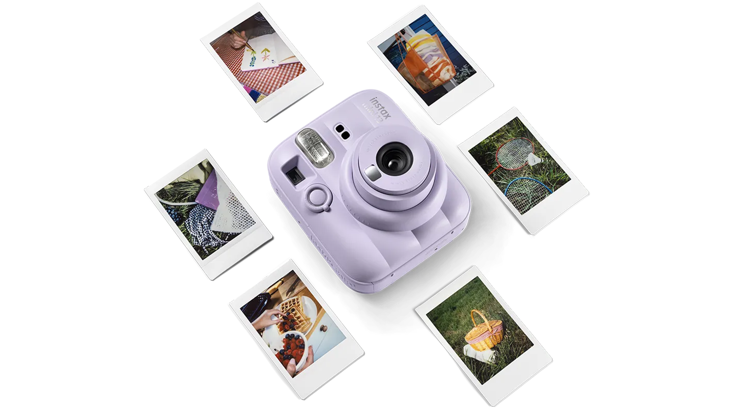 Fotoaparát Fujifilm Instax Mini 13 s niekoľkými fotografiami