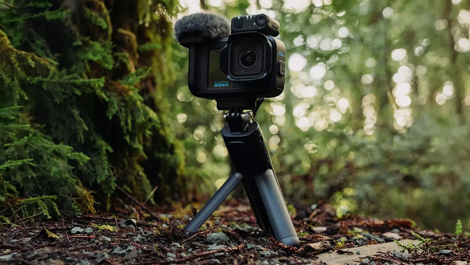 Kamera GoPro MISSION 1 PRO Creator Edition v lese