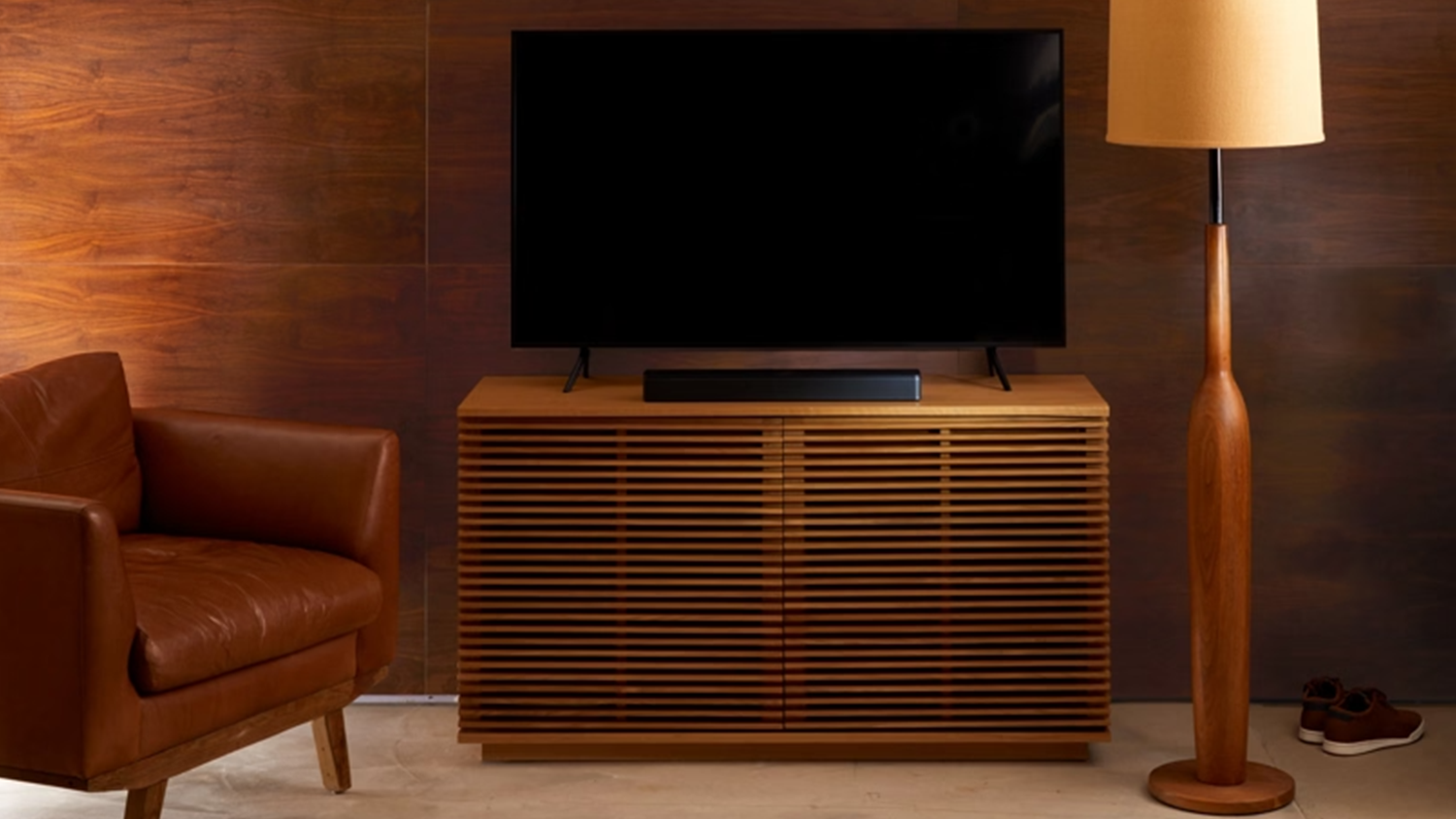 Soundbar v interi&eacute;ri