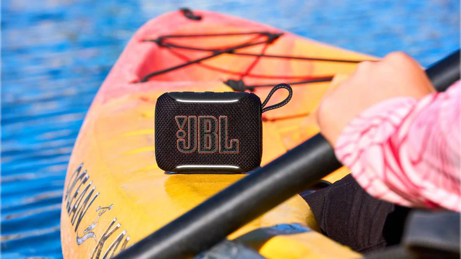 Reproduktor JBL GO5 na člne