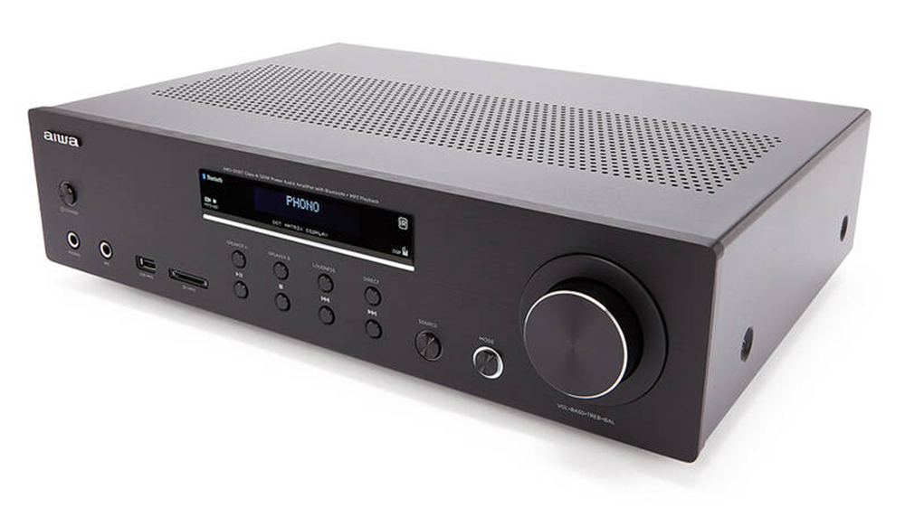 Stereo zesilovač Aiwa AMU-120BTBK čierny z boka s detailom na ovládacé kolečko