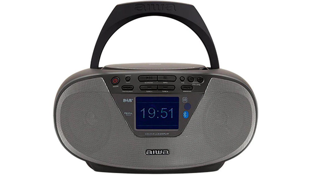 pohľad spredu na r&aacute;diomagnetof&oacute;n Aiwa BBTU-500DAB