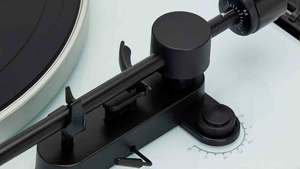 Gramofon Aiwa APX-790BT/WH_03