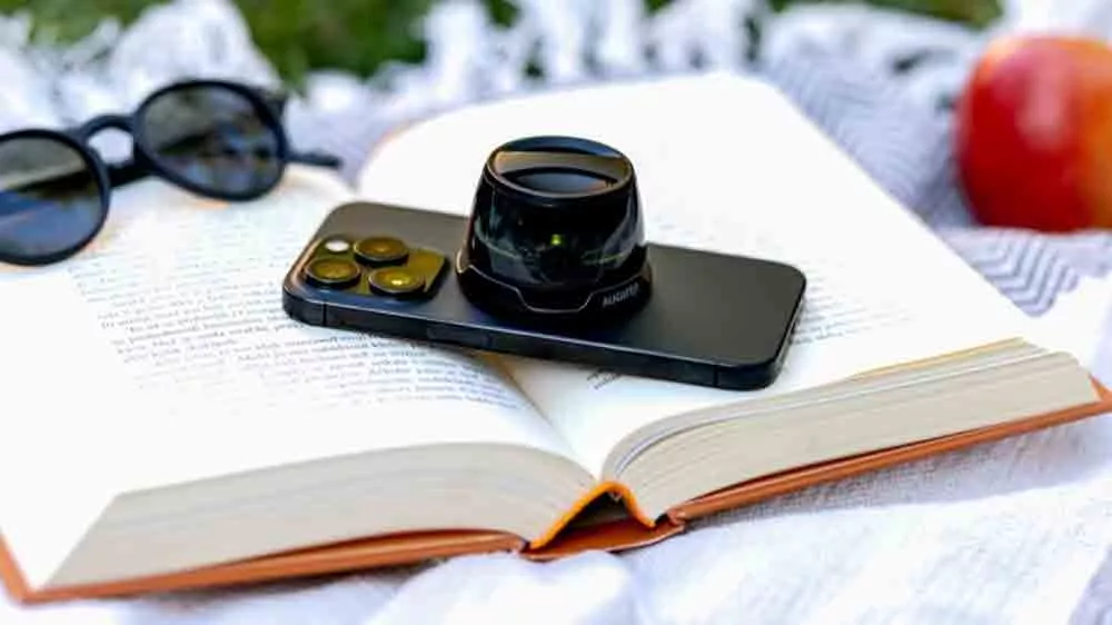 Telefon s reproduktorem Aligator Mini Beat na knize