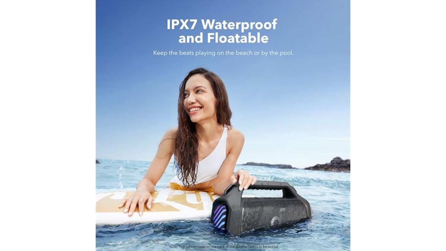 Žena s reproduktorem Anker Soundcore Boom 2 Plus ve vodě