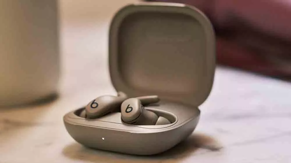 Slúchadlá Beats Powerbeats Fit v púzdre _03