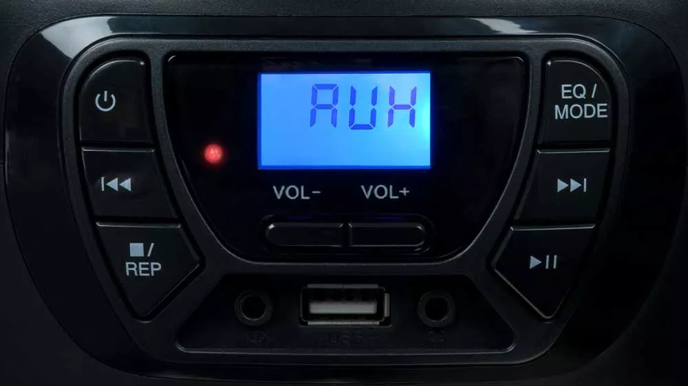 displej CD/MP3/USB přehrávače Bigben CD62NUSBBT_04