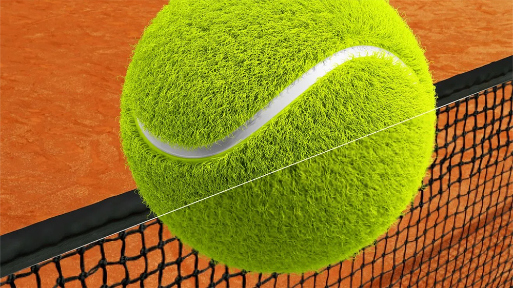 Míček na tenisovém kurtu_02