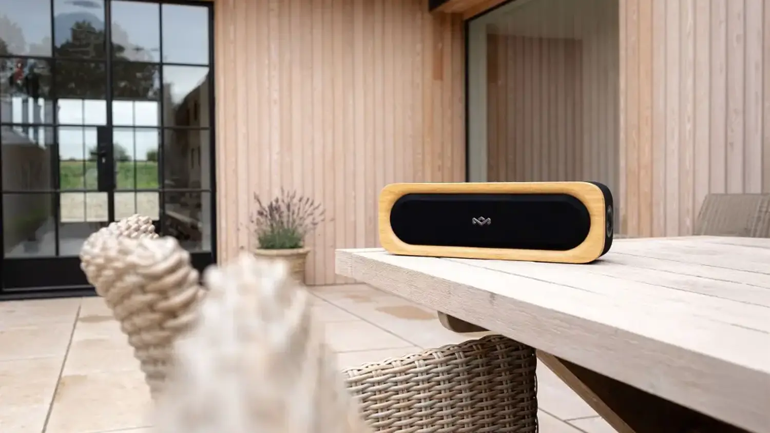 Reproduktor House of Marley Get Together 3 Signature Black v exteriéri
