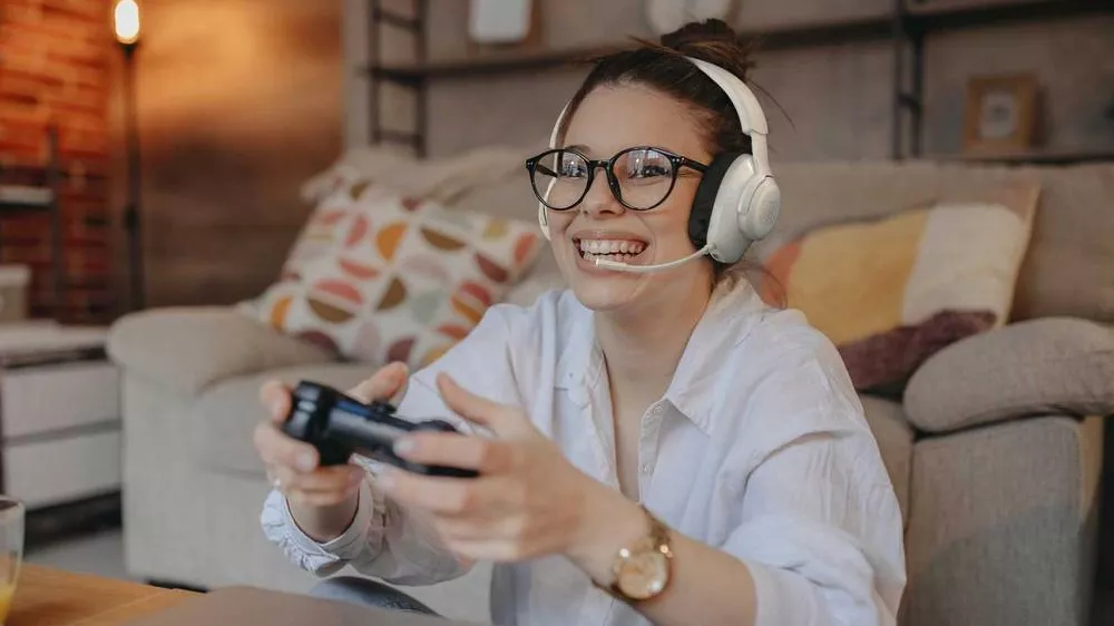 Hern&iacute; sluch&aacute;tka JBL Quantum 360P Console Wireless