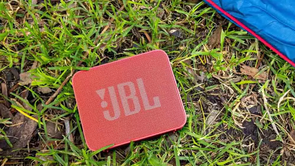 Port pro dobíjení reproduktoru JBL_02